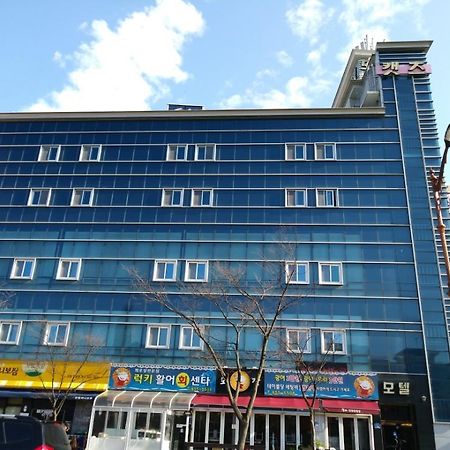 Cats Motel Каннын Экстерьер фото