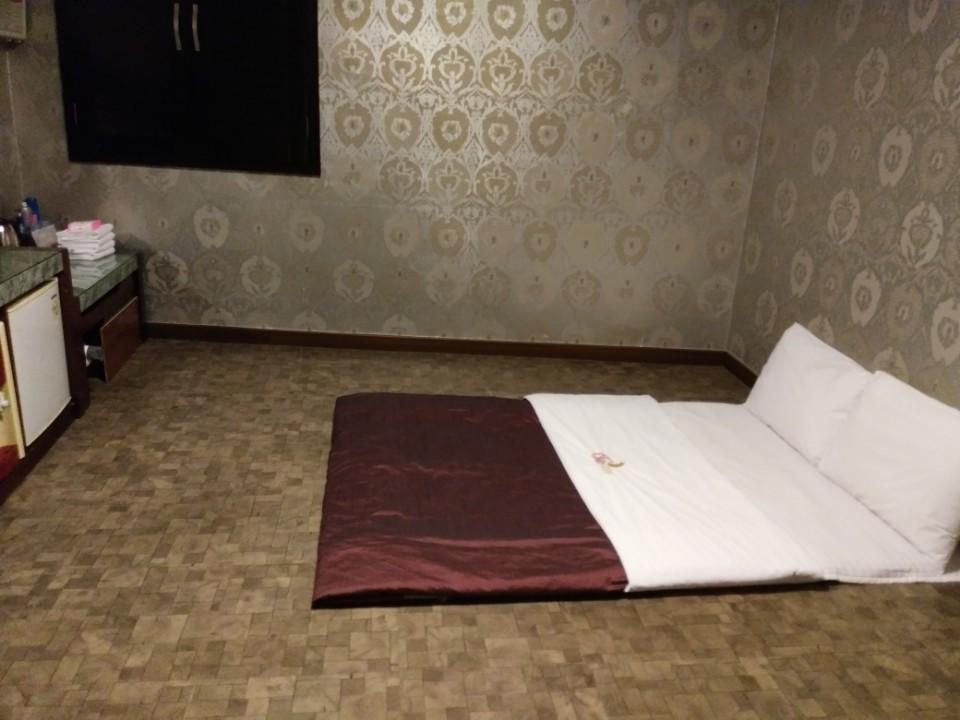 Cats Motel Каннын Экстерьер фото